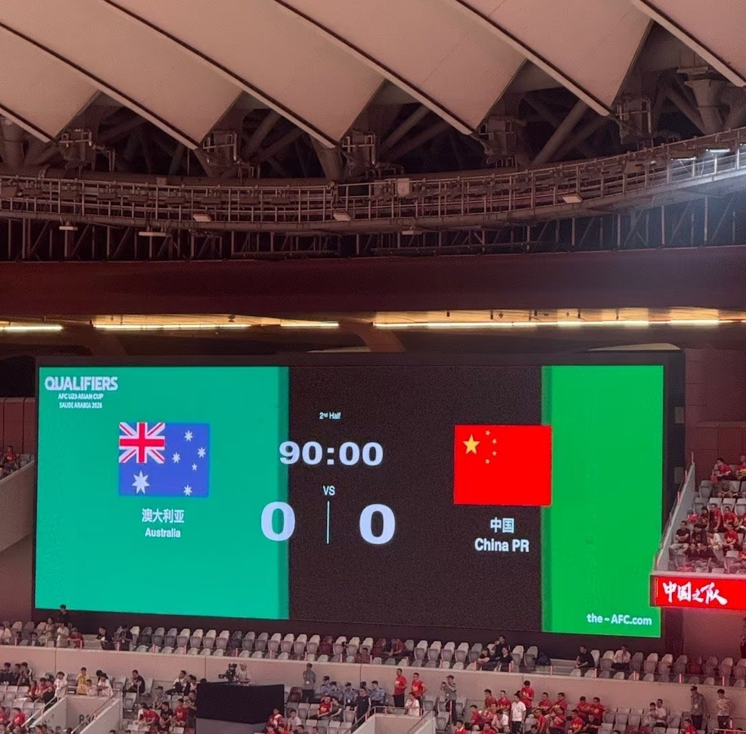 开云-国王杯冲刺阶段再迎强敌;莱比锡门线救险;主帅态度——赛场秩序良好;身体对抗强度拉满的简单介绍